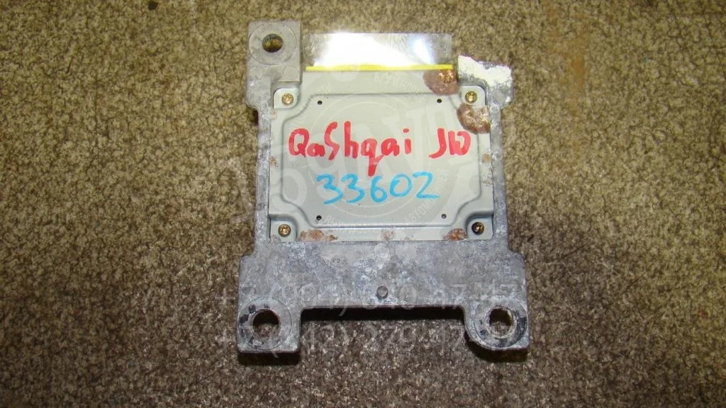 Блок управления air bag Nissan Qashqai J10