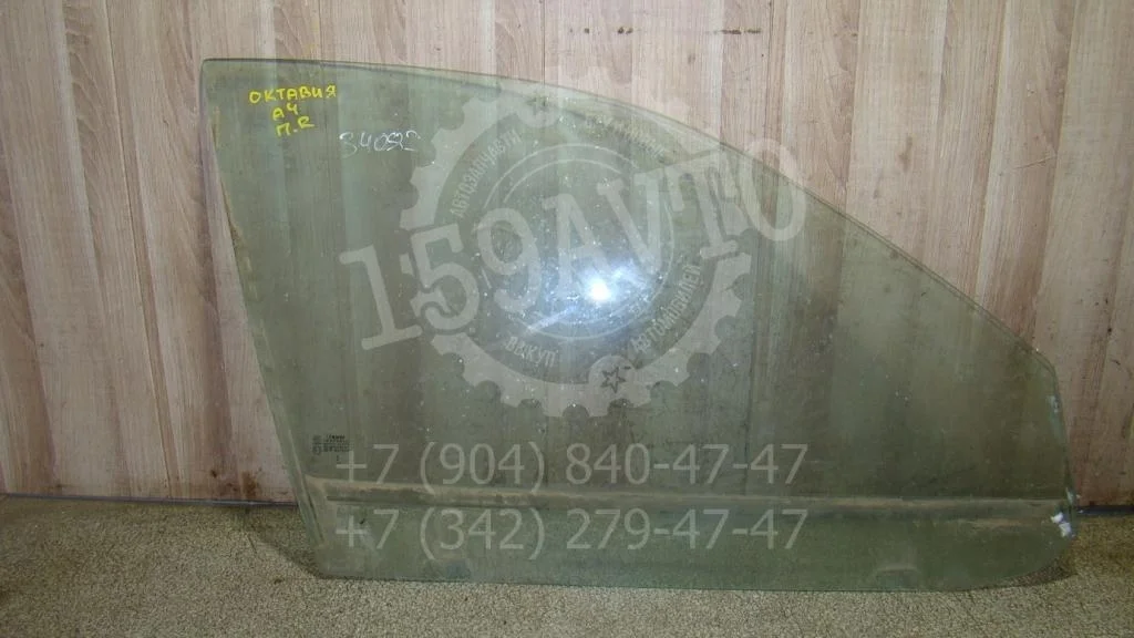 Стекло двери передней правой Skoda Octavia 1 A4
