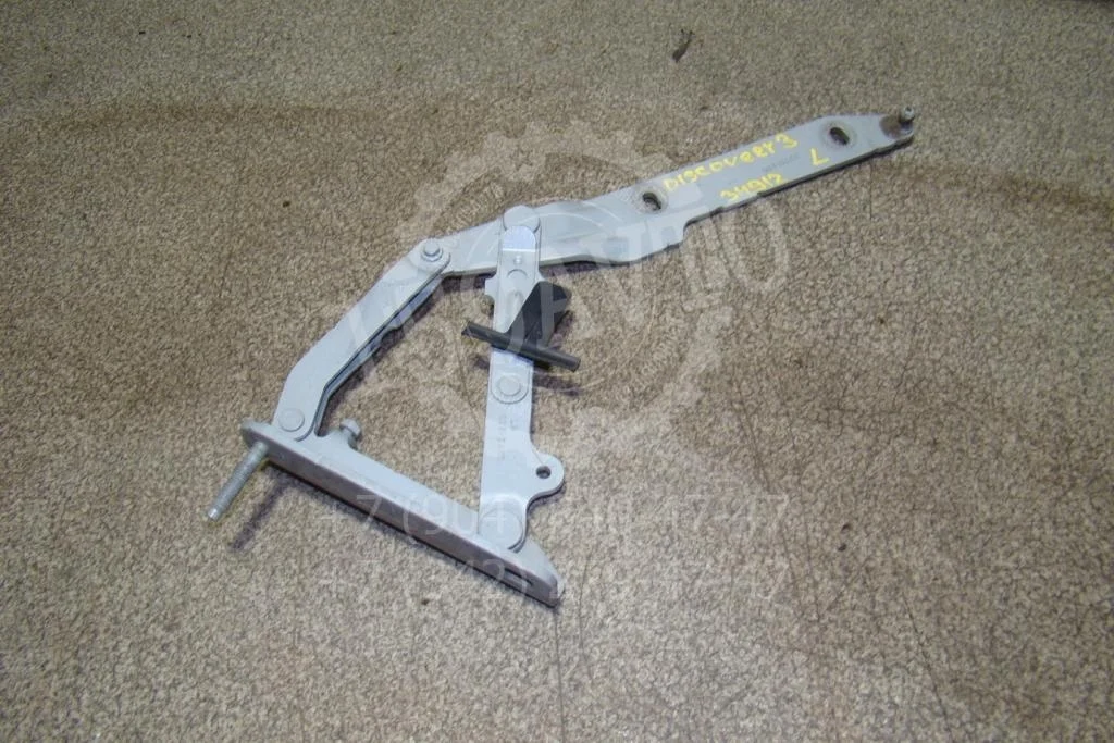 Петля капота левая Land Rover Discovery 3 2006 L319