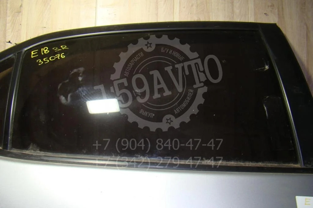 Стекло двери задней правой Toyota Corolla 2014 E180