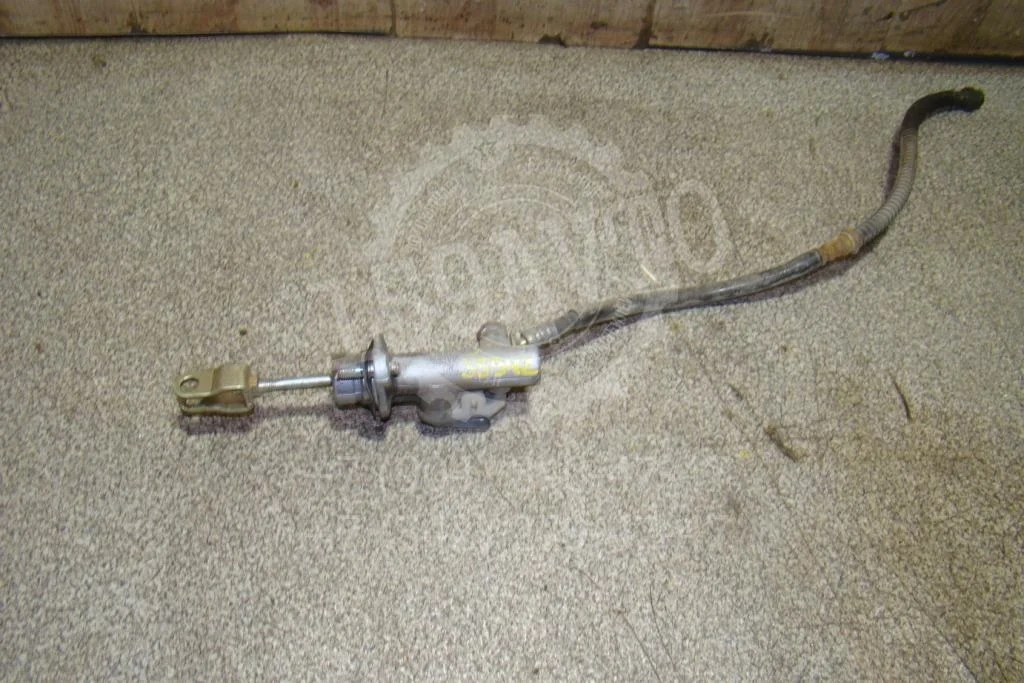 Цилиндр сцепления главный Mitsubishi Lancer 9 CS