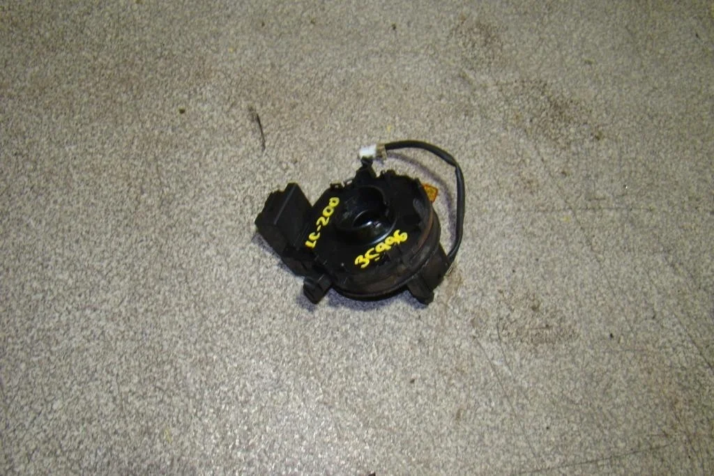 Механизм srs шлейф Toyota Land Cruiser 2008 J200