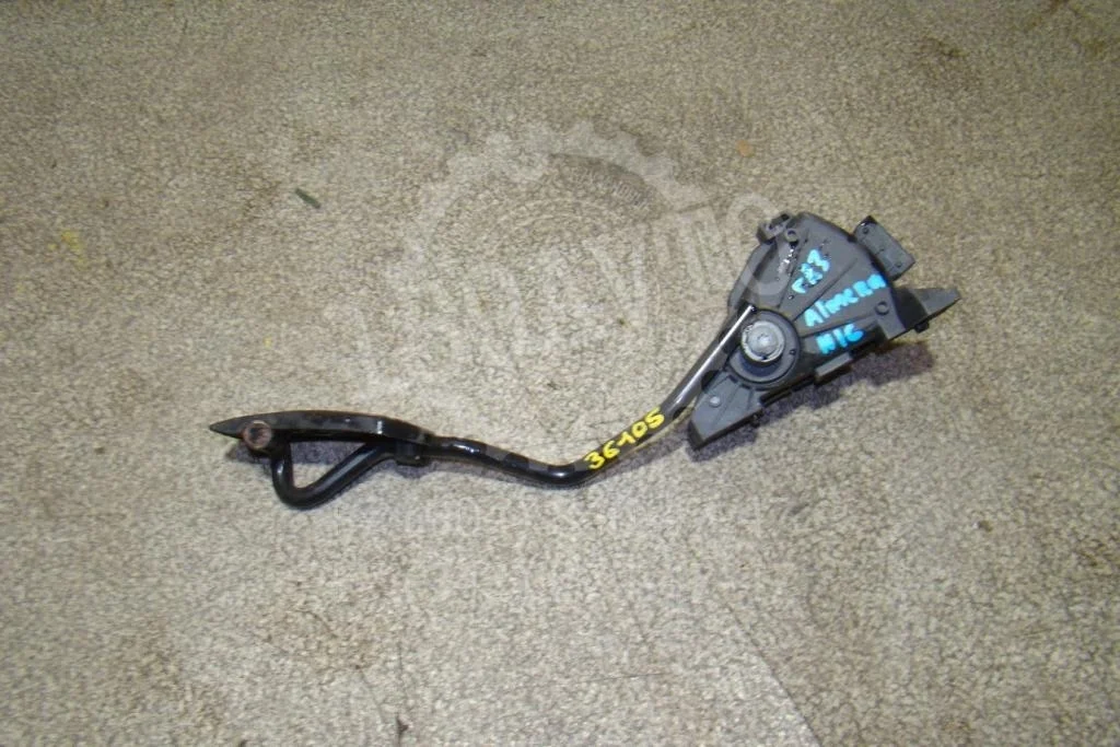 Педаль газа Nissan Almera N16