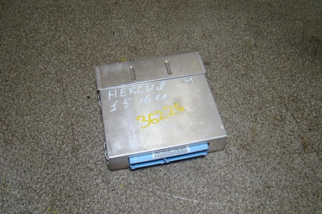 Блок управления двигателем Daewoo Nexia N100, N150