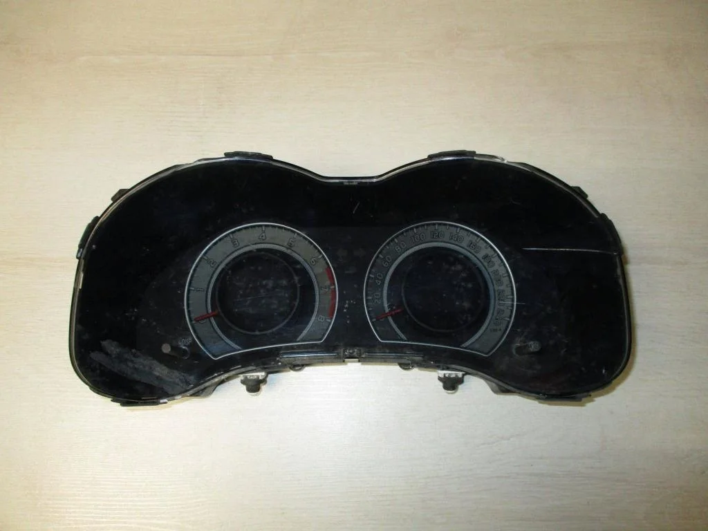 Панель приборов Toyota Corolla E150