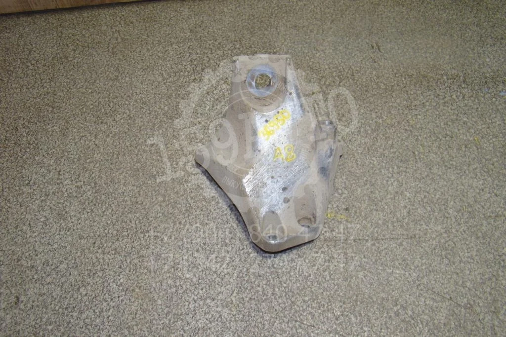 Кронштейн кпп левый Audi A8 2007 D3