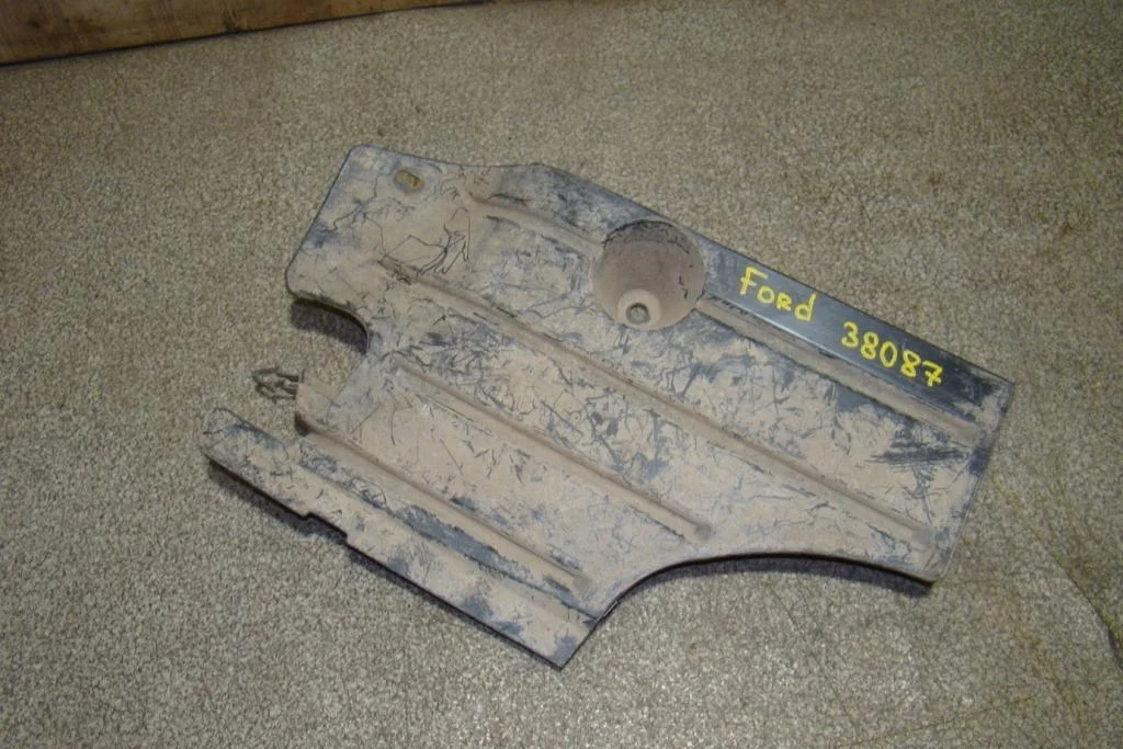 Защита антигравийная Ford Focus 2