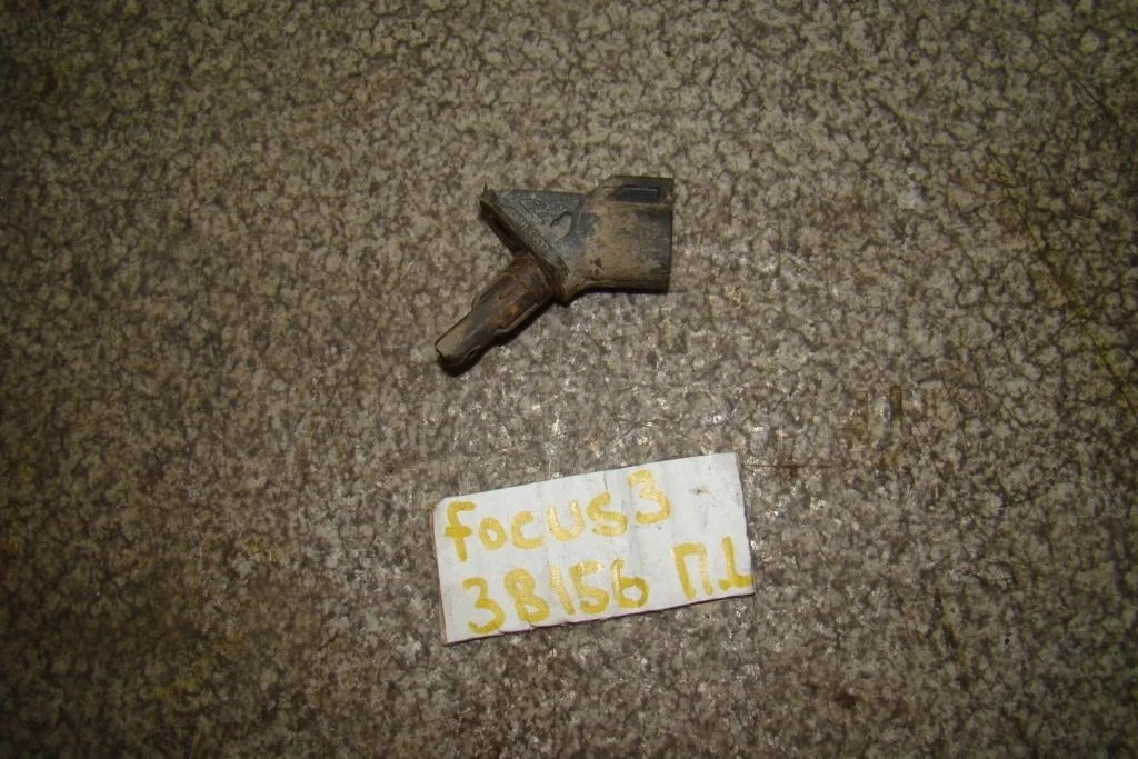 Датчик abs передний Ford Focus 2012 3