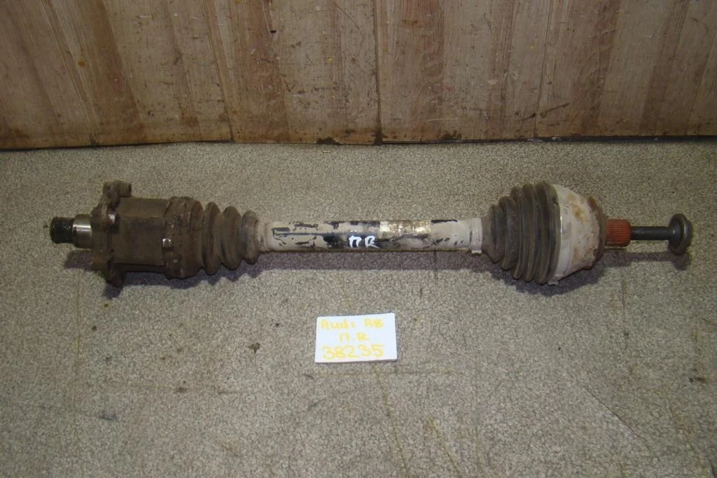 Полуось передняя правая Audi A8 2007 D3