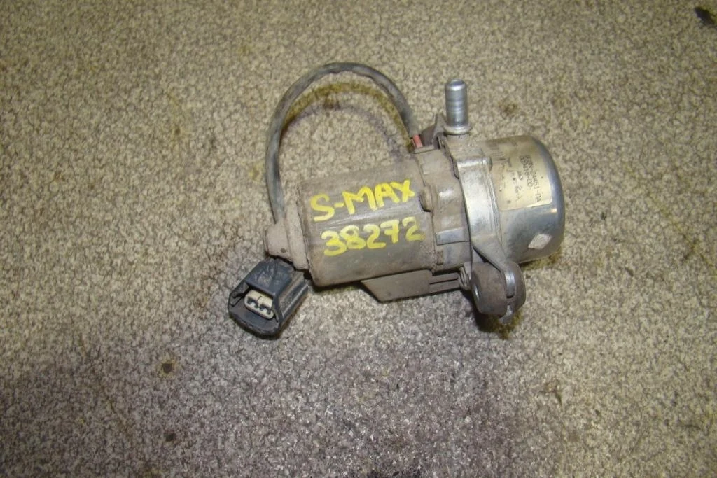 Насос вакуумный Ford S-MAX 2007 1