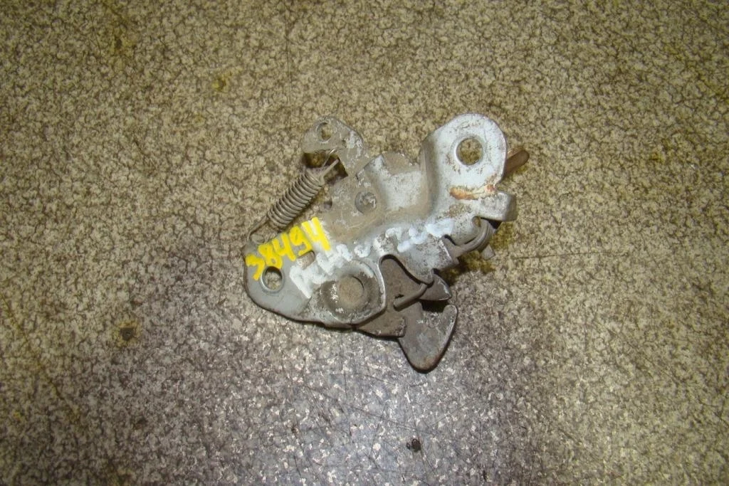 Замок капота Peugeot 206