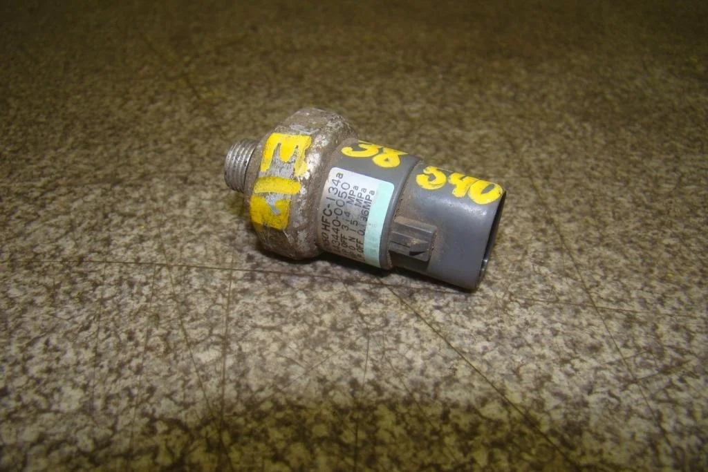 Датчик кондиционера Toyota Corolla E120