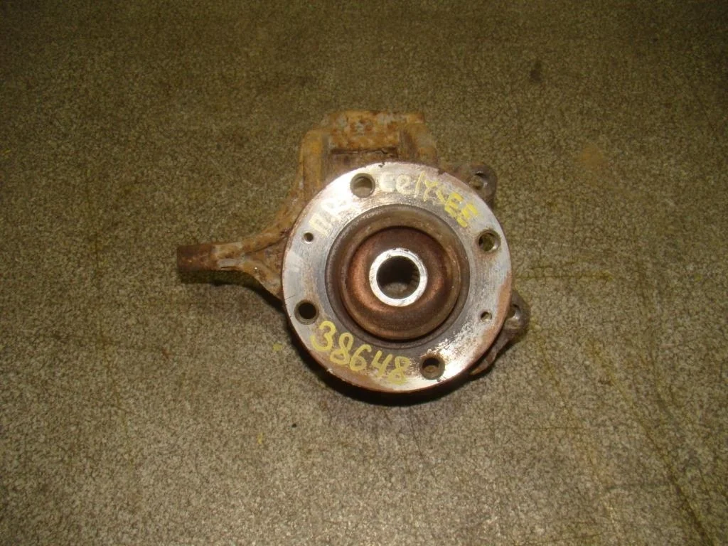 Кулак поворотный передний правый Citroen -Elysee 2013 D