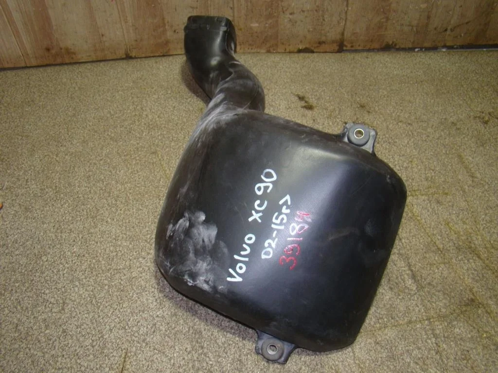 Воздухозаборник внутренний Volvo XC90 1