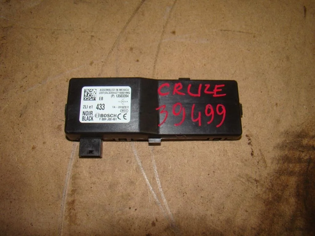 Блок управления центральным замком Chevrolet Cruze J300