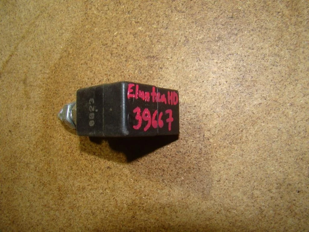 Датчик включения стопсигнала Hyundai Elantra HD