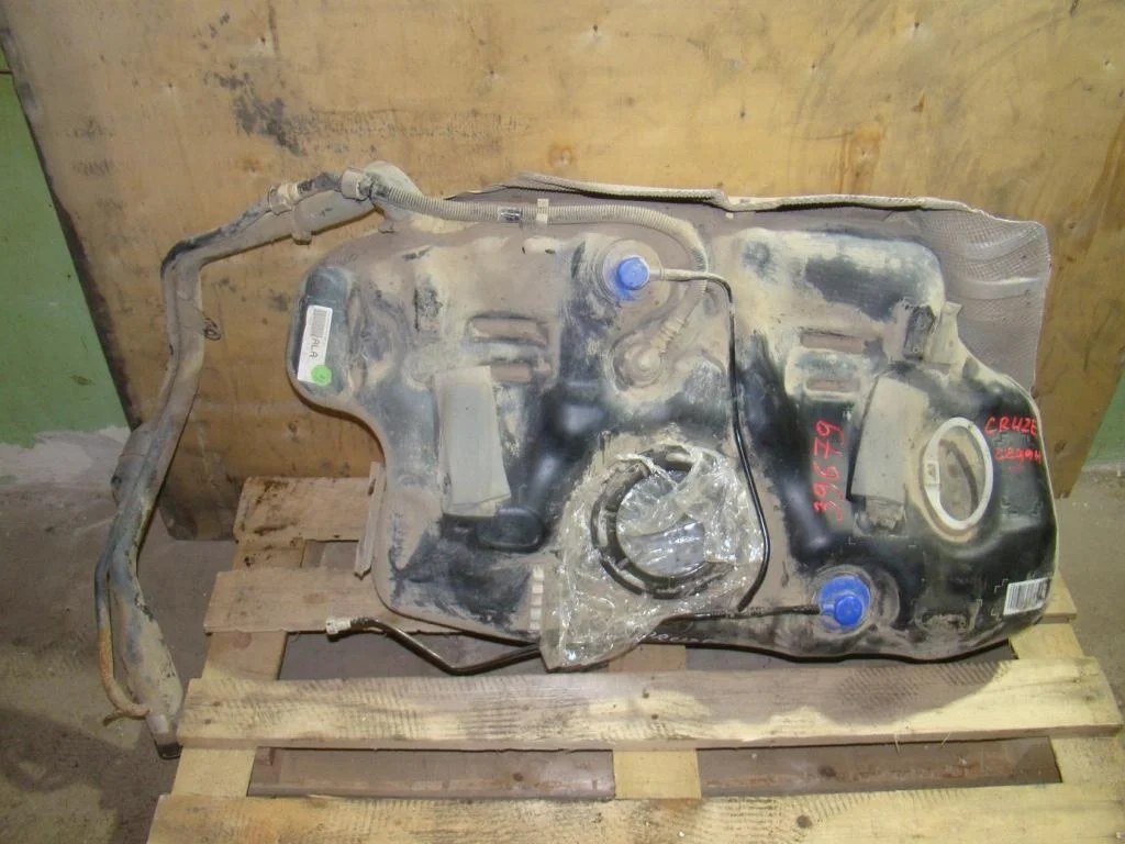 Бак топливный Chevrolet Cruze J300