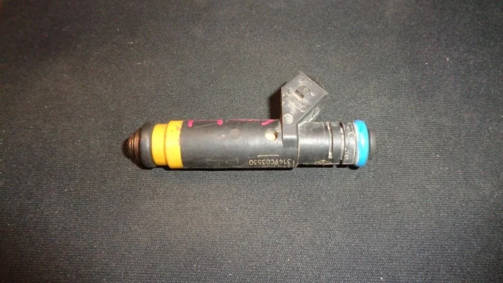 Форсунка топливная Renault Symbol 1