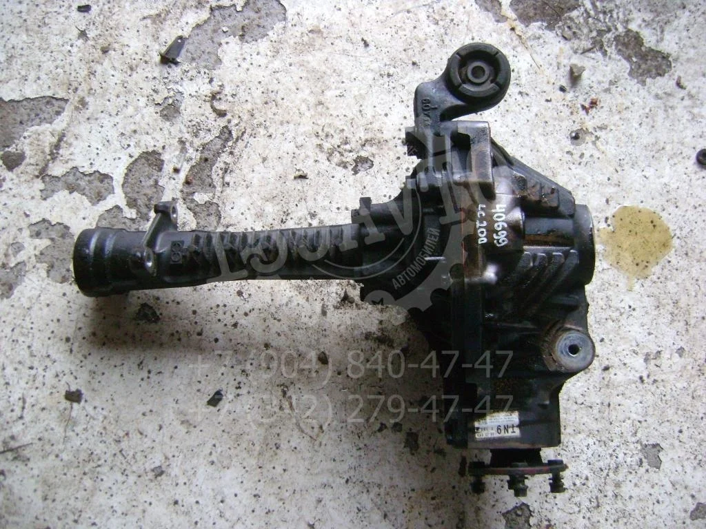 Редуктор переднего моста Toyota Land Cruiser 2008 J200