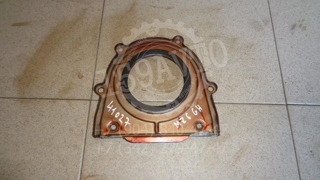 Крышка коленвала задняя Mazda 6 GH