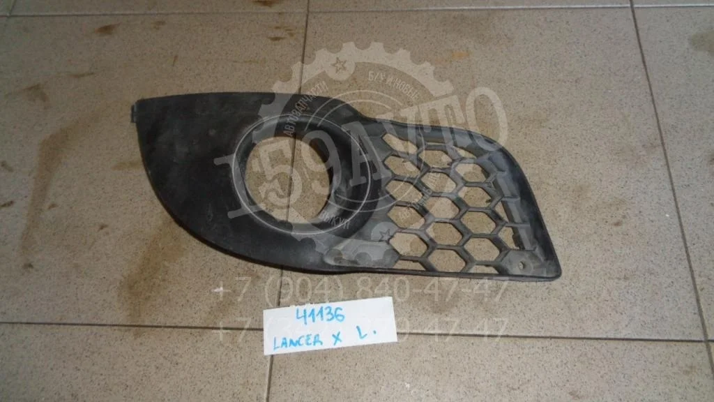 Решетка в бампер левая Mitsubishi Lancer 10 CY