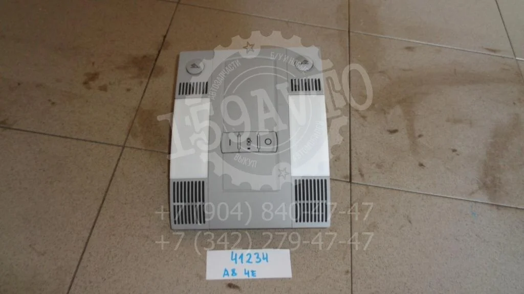 Плафон салонный Audi A8 2007 D3