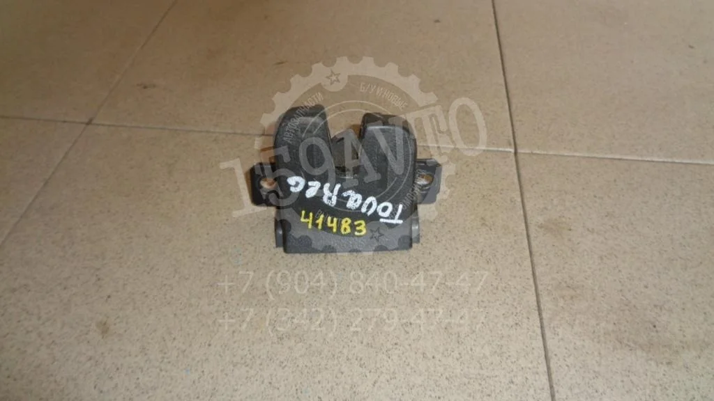 Замок багажника Volkswagen Touareg 1 GP