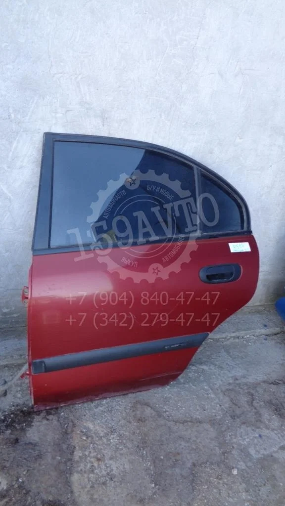 Дверь задняя левая Mitsubishi Carisma 2000 DA