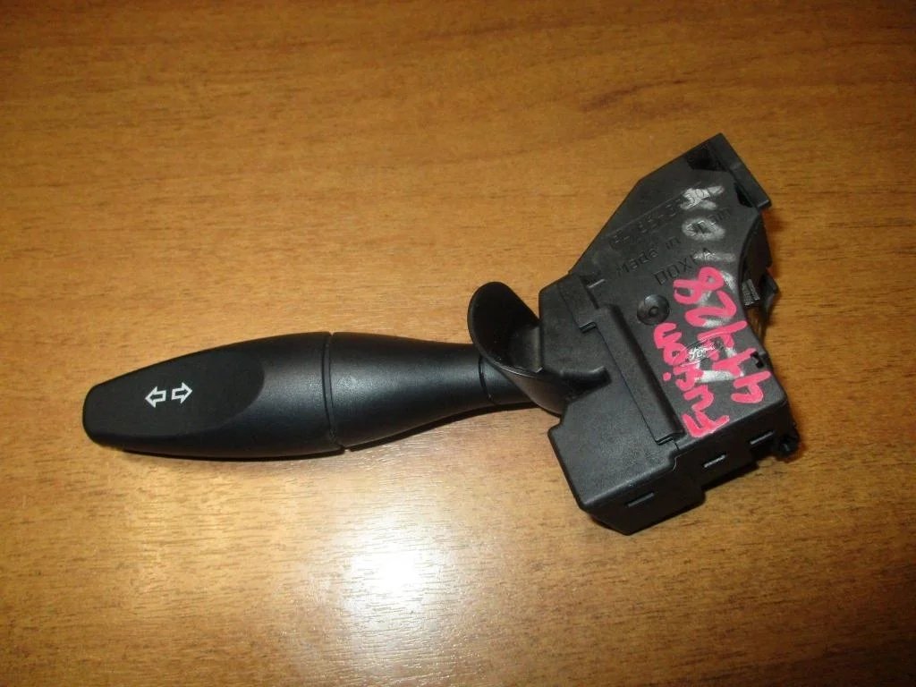 Переключатель поворотов подрулевой Ford Fusion CBK