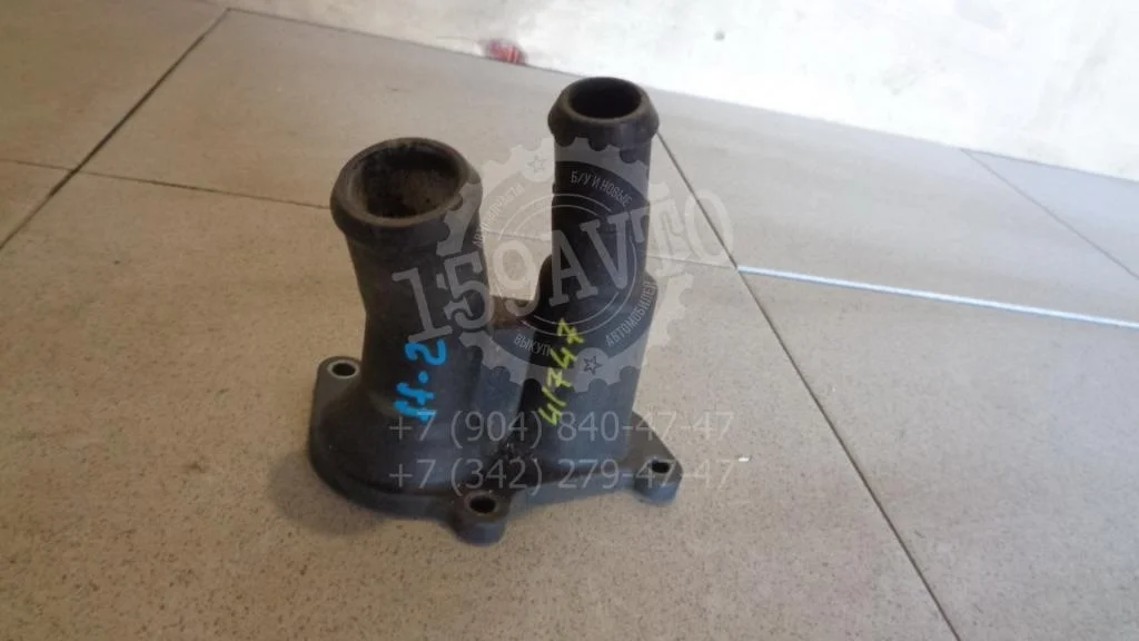 Крышка термостата Ford Focus 2