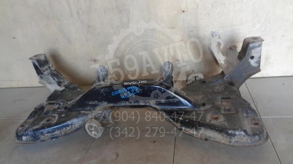 Балка передняя поперечная Mitsubishi Carisma 2000 DA