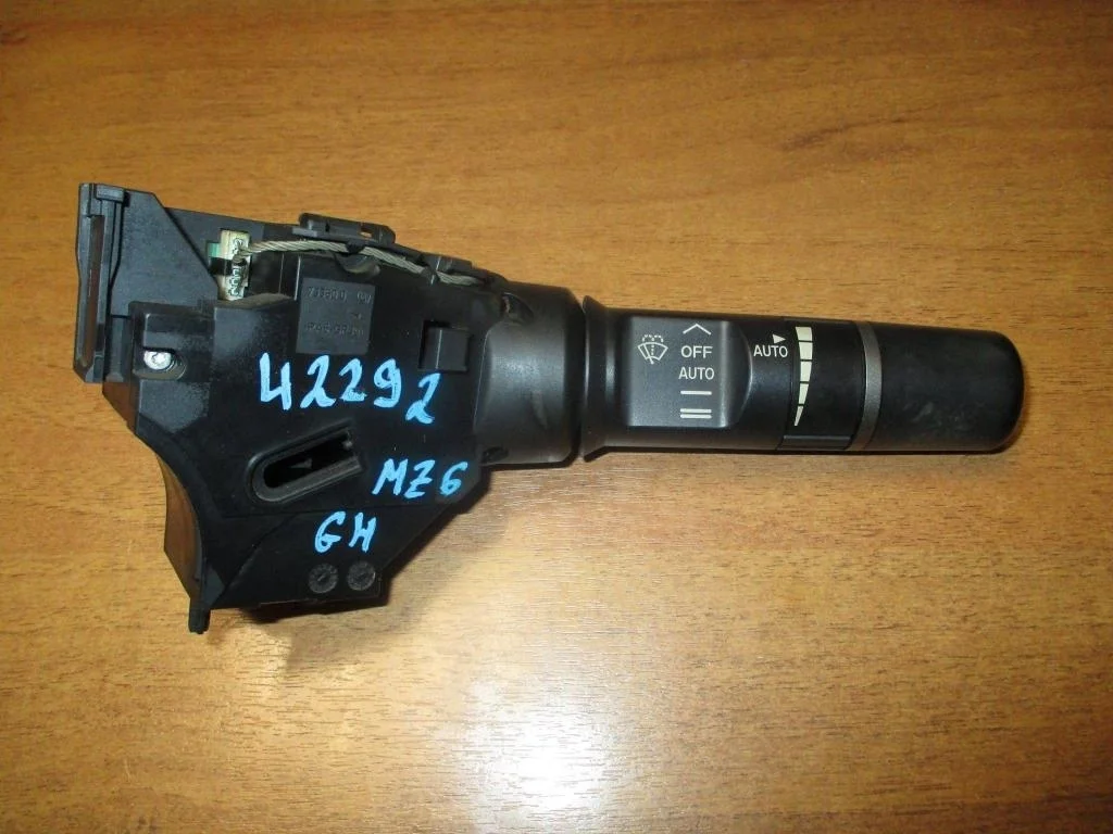 Переключатель стеклоочистителей Mazda 6 GH