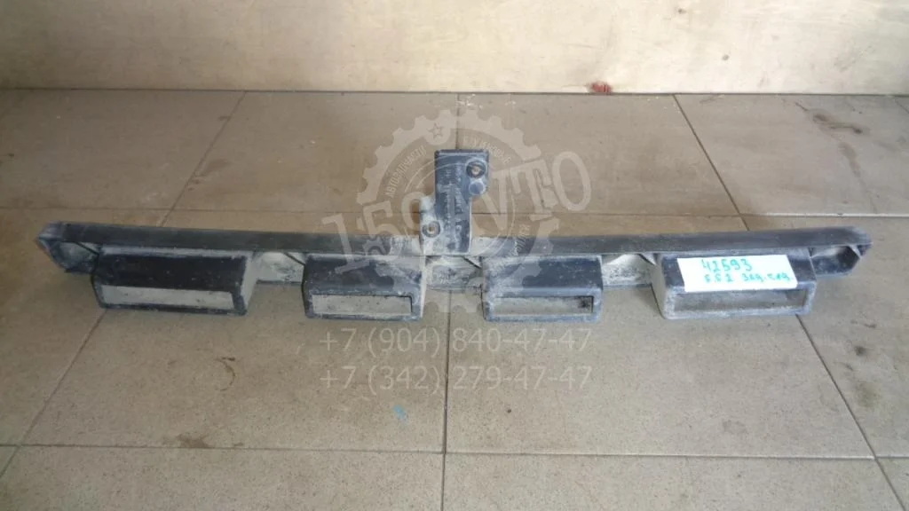 Кронштейн заднего бампера Ford Focus 2