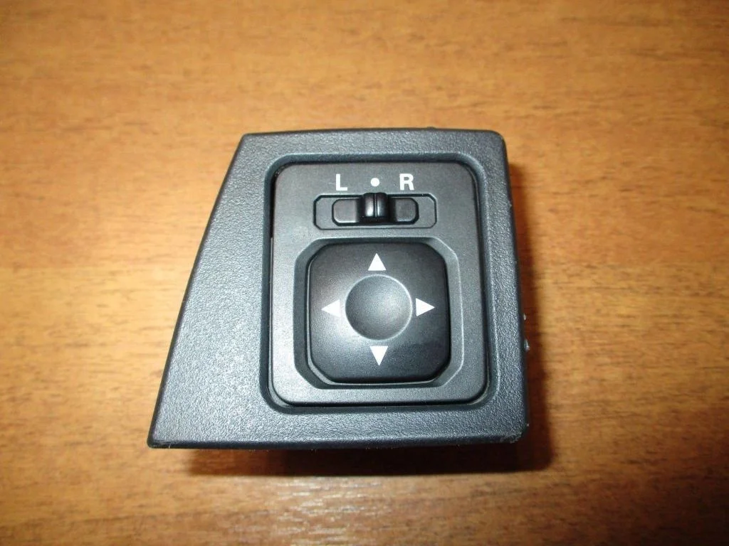 Переключатель регулировки зеркала Mitsubishi Lancer 10 2008 CY