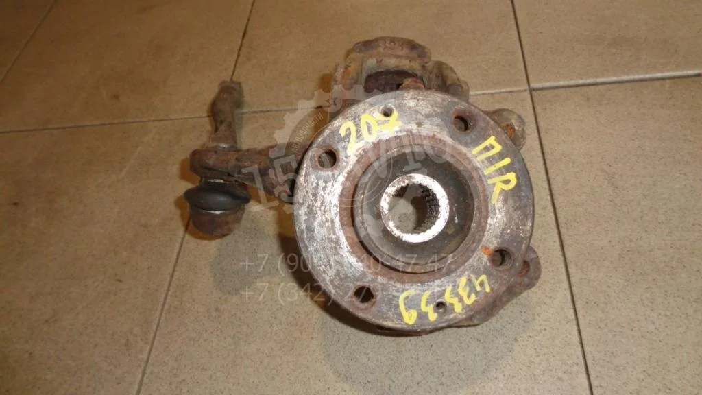 Кулак поворотный передний правый Peugeot 207