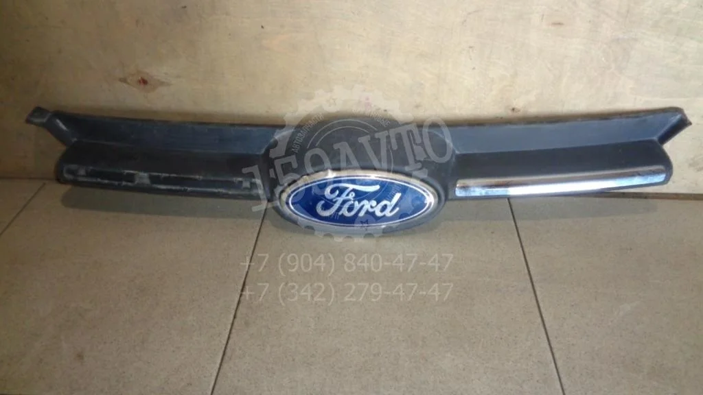 Решетка радиатора Ford Focus 3