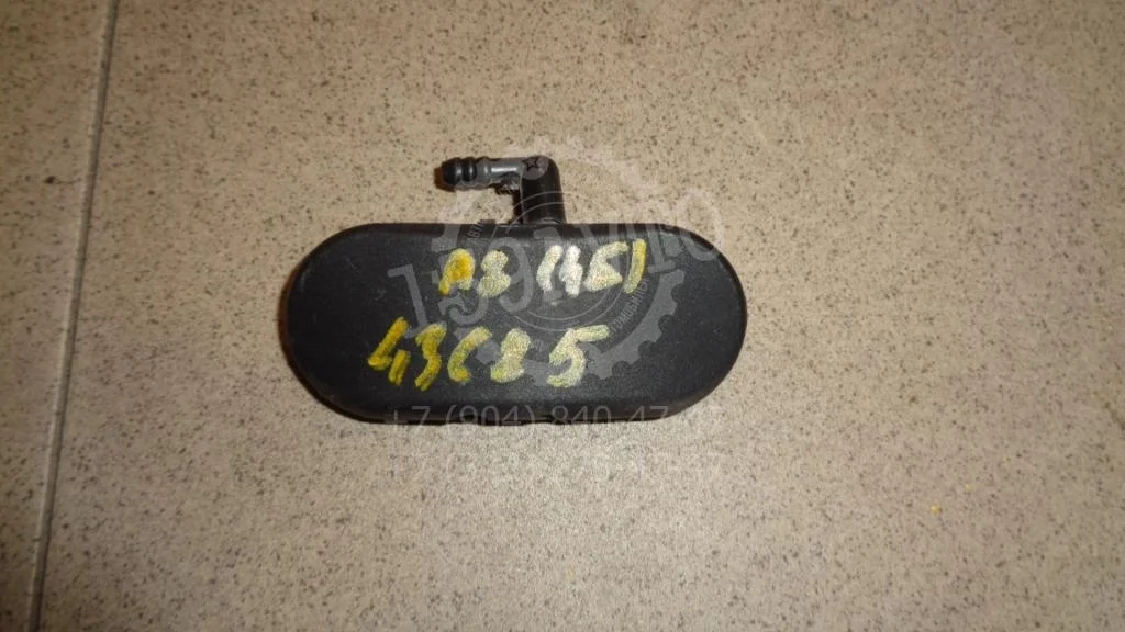 Форсунка омывателя лобового стекла Audi A8 2007 D3