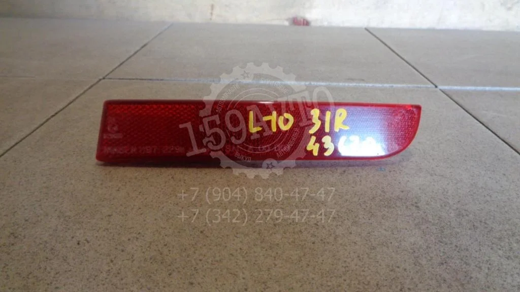 Отражатель в бампер задний правый Mitsubishi Lancer 10 2008 CY