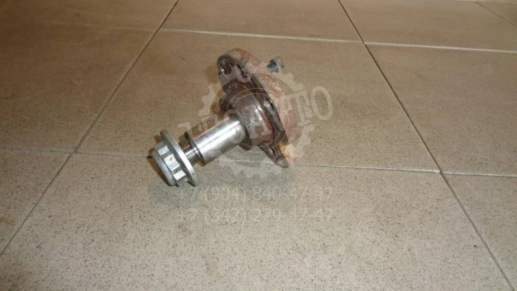 Цапфа Skoda Rapid 1 2014