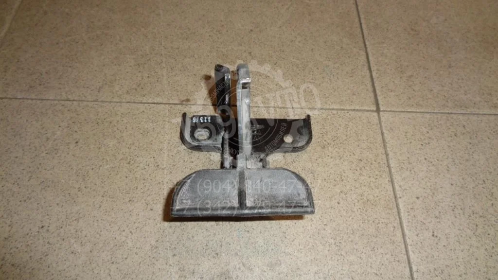 Крючок капота Mercedes-Benz CLK-Class C209