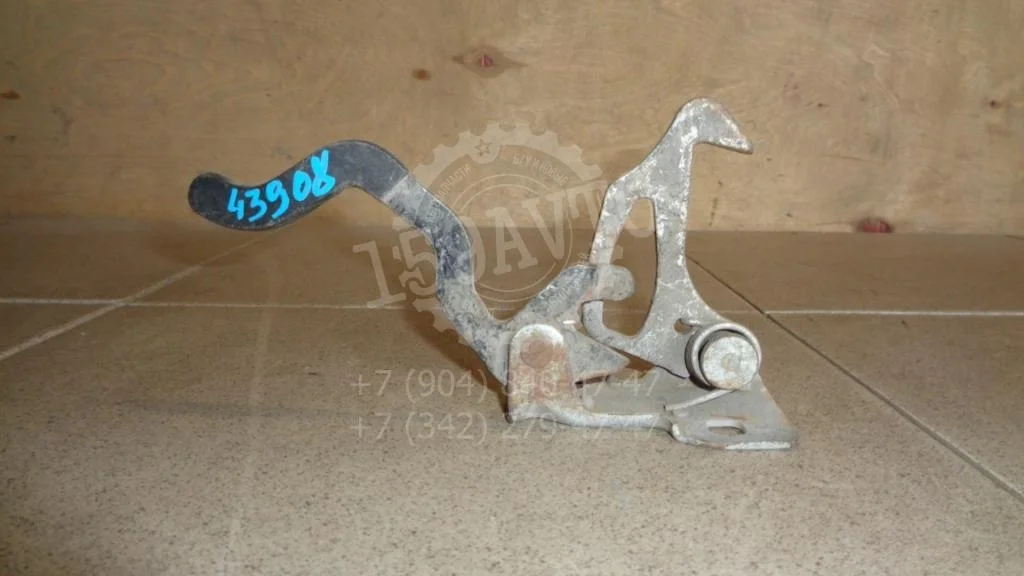 Крючок капота BMW 5-Series E39