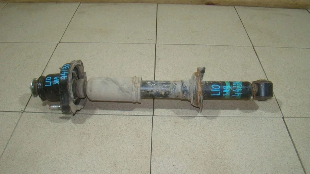 Амортизатор задний Mitsubishi Lancer 10 2008 CY