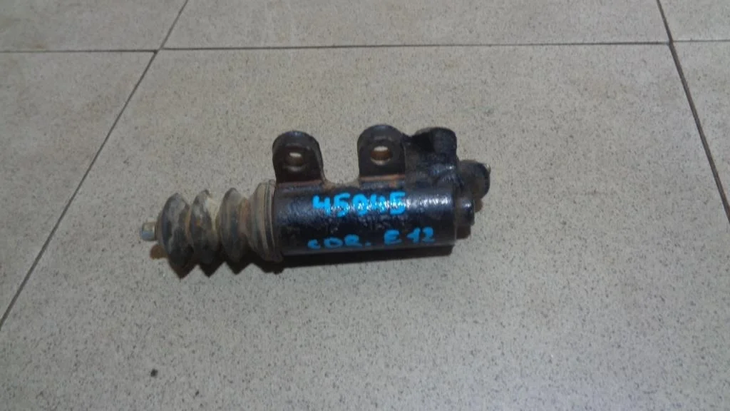 Цилиндр сцепления рабочий Toyota Corolla E120