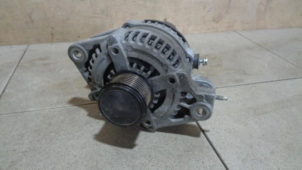 Генератор Lexus IS250 2015 XE30