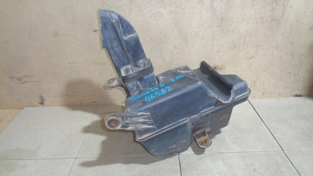 Резонатор воздушного фильтра Hyundai Sonata EF