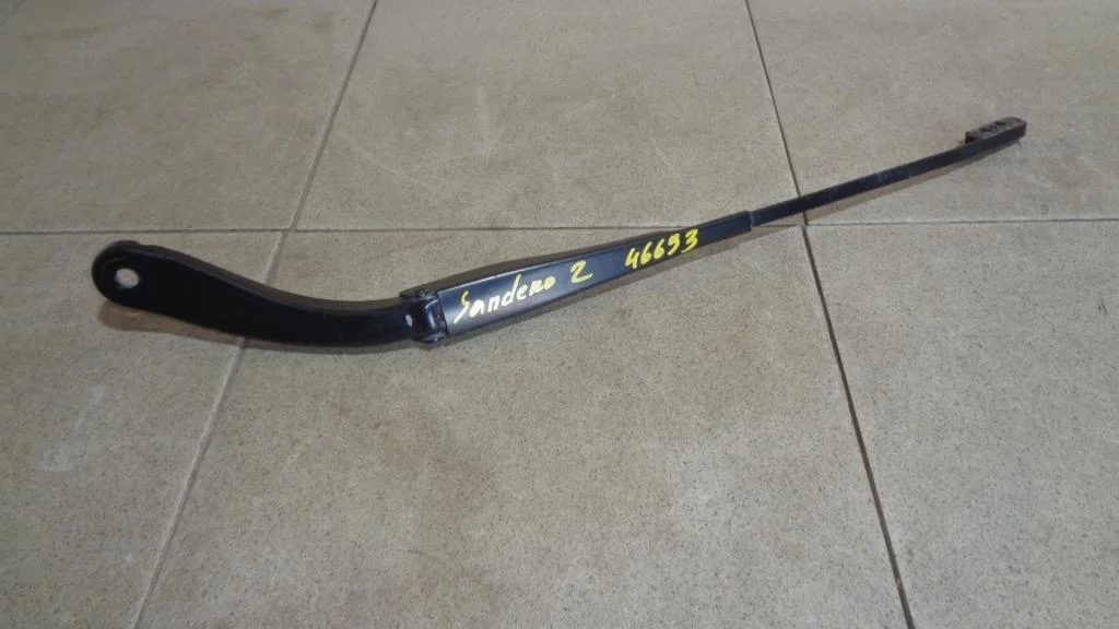 Поводок стеклоочистителя передний левый Renault Sandero Stepway 2 2015 5S