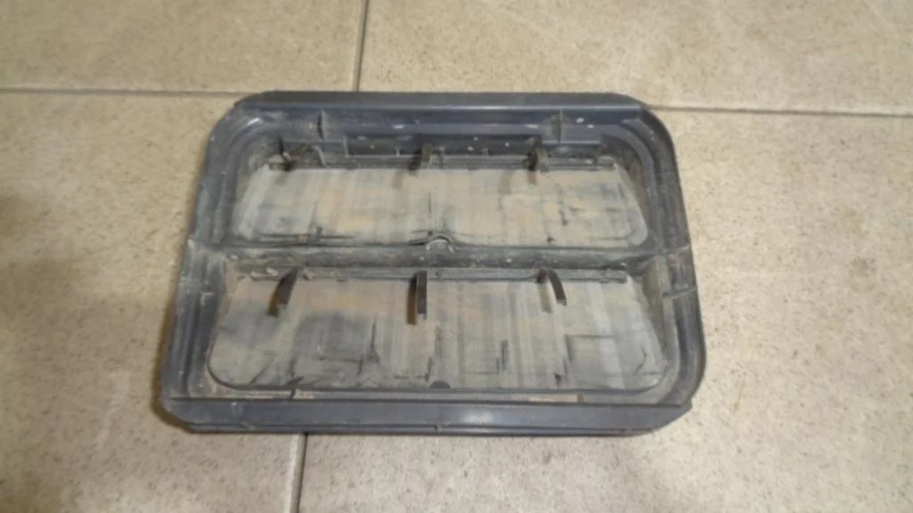 Решетка вентиляционная Renault Sandero Stepway 2 2015 5S