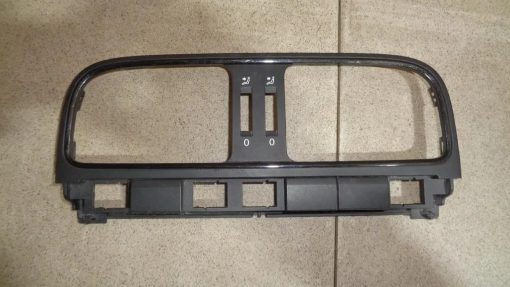 Накладка декоративная Volkswagen Polo 5