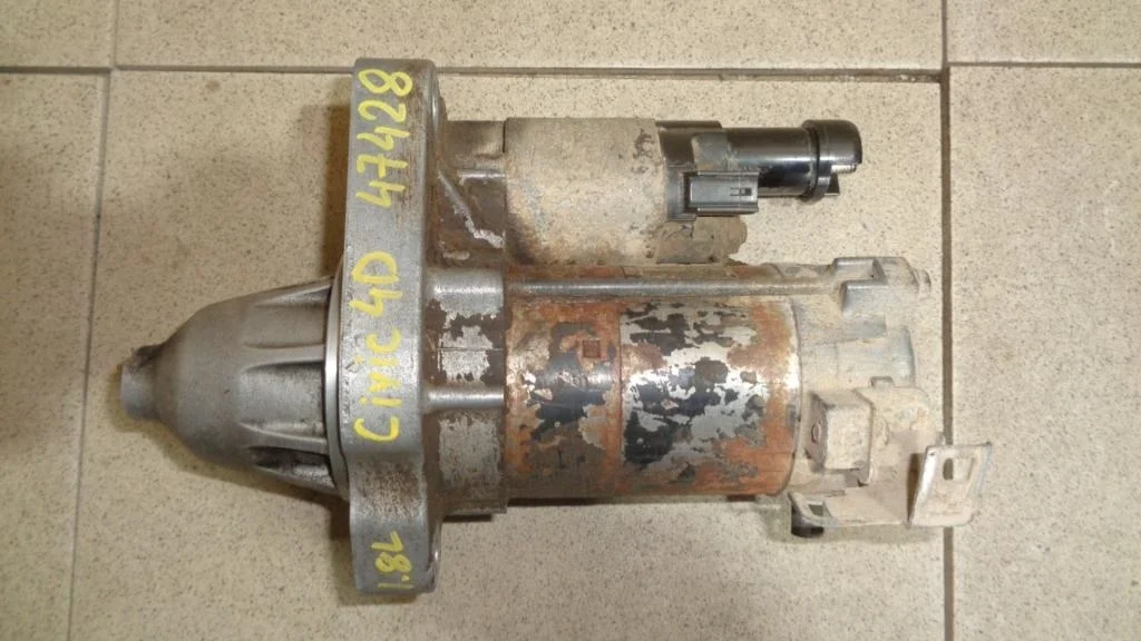 Стартер Honda Civic 4D FD