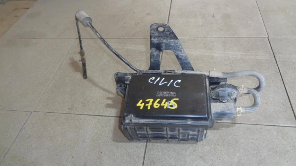 Абсорбер фильтр угольный Honda Civic 4D 2008 FD